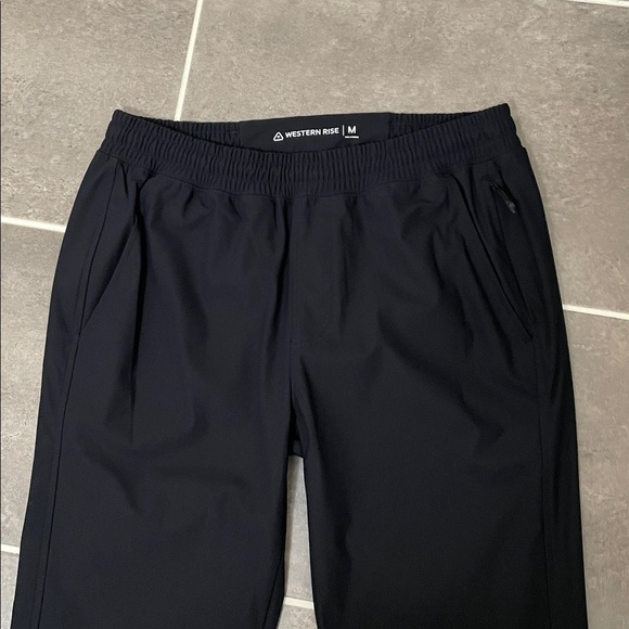 Western Rise Spectrum Performance Joggers size Medium - Picture 8 of 10